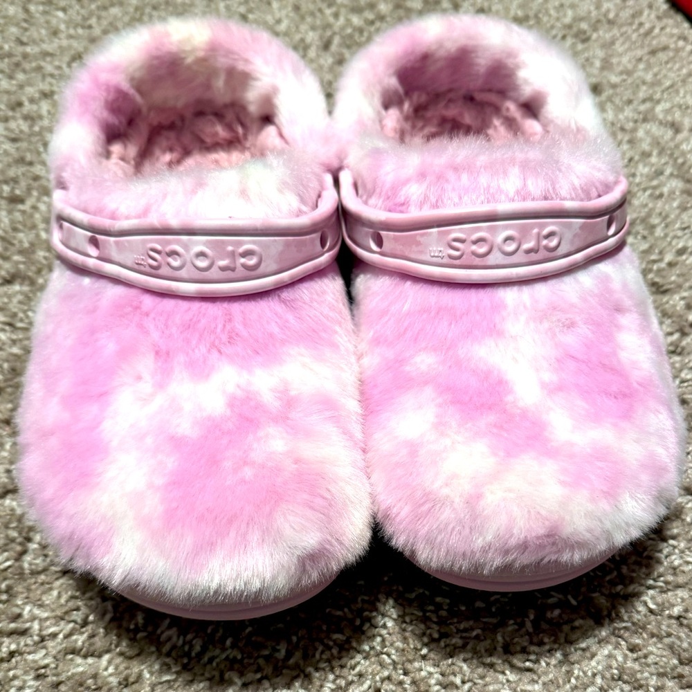 Fuzzy crocs